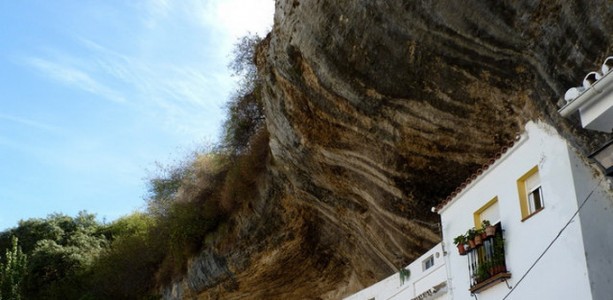 Setenil de las Bodegas (Пуэбло). Удивительные дома в горных выступах Setenil de las Bodegas (Пуэбло). Удивительные дома в горных выступах