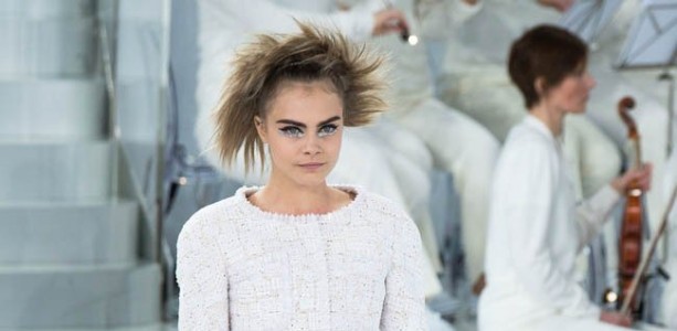 Неделя моды в Париже: Chanel весна-лето 2014 - элегантный спорт Неделя моды в Париже: Chanel весна-лето 2014 - элегантный спорт